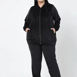 plusS Hodded Velvet Tracksuit-11