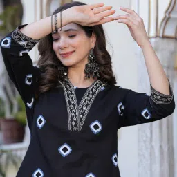 Women Printed Pure Cotton Straight Kurta-image-74