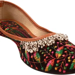 Ethnic Embroidred Payal Jutis For Women-image-8