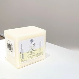 Goat Milk Soap Base Melt & Pour 100% Pure & Natural Paraben & Sulphate Free 250-image-0