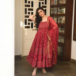 Women Viscose Rayon Kurta Dupatta Set-image-47