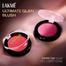 lakmé Ultimate Glam Blush image 3