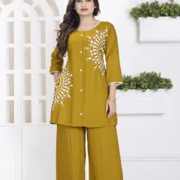 Top Palazzos Co-ords Set-image-97