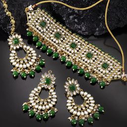 Peora Gold-Plated & Green Kundan Studded Choker Jewellery set-7