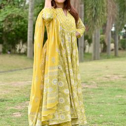 Libas Women Floral Printed Gotta Patti Pure Cotton Kurta With Trousers & With Dupatta-image-99