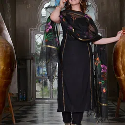 Indi INSIDE Women Black Solid Panelled Gotta Patti Kurta with Trousers & Dupatta Set-picture-0