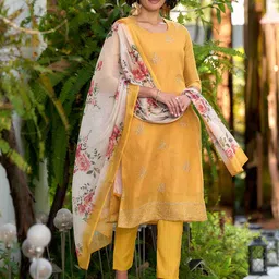 MOJILAA Women Floral Embroidered Regular Sequinned Kurta with Trousers & With Dupatta-picture-7