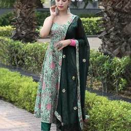 KALINI Floral Printed Square Neck Three-Quarter Sleeves Kurta Set-50