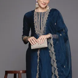 Indo Era Women Floral Yoke Design Regular Sequinned Kurta with Trousers & Dupatta-20