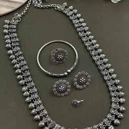 NAMAN ARTS Aadhya Silver-Plated Oxidised Heram Jewellery Set-picture-26
