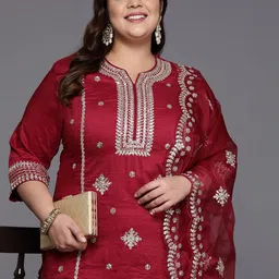 Indo Era Plus Size Ethnic Motifs Embroidered Gotta Patti Kurta with Trousers & Dupatta-11