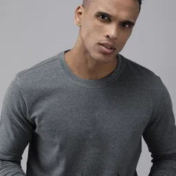 Roadster Men Solid Sweatshirt-image-78