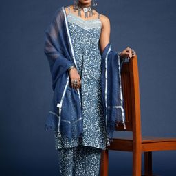Taavi Ethnic Motifs Indigo Printed Empire Gotta Patti Pure Cotton Kurta Set-image-33