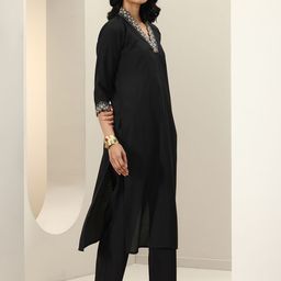 gerua by libas Libas Women Ethnic Motifs Yoke Design Regular Sequinned Kurta with Trousers & With Dupatta image 2