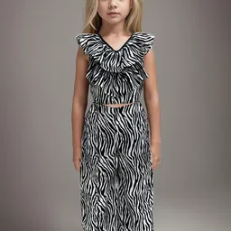 Safehugs Printed Cotton Clothing Set-image-15