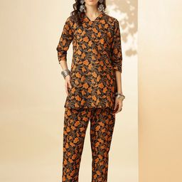 Shaily Floral Printed V-Neck Tunic & Trousers-picture-49