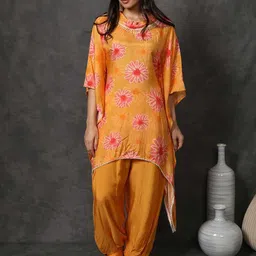 Label Ishnya Women's Printed Co-Ords-image-28