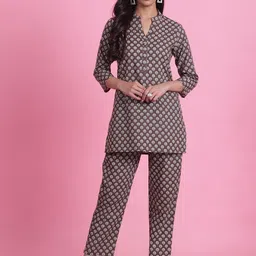 Prakrti Women Printed Cotton Tunic With Trousers Set-image-5