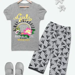 SINI MINI Girls 2 Pieces Typography Printed Night Suit-image-41