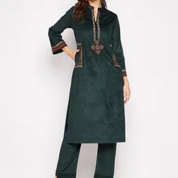 Zigo Women Dark Green Floral Embroidered Thread Work Velvet Kurta with Palazzo-image-74