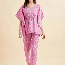 Sweet Dreams Pink & White Ethnic Motifs Printed Pure Cotton Night Suit-image-76