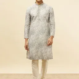 Manyavar Floral Printed Regular Kurta with Pyjamas-picture-15