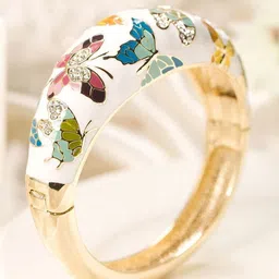 DIVASTRI Women Gold-Plated Kada Bracelet-57