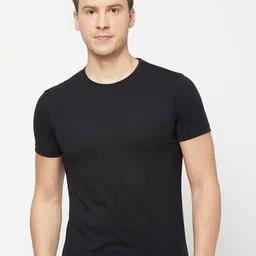 SPORTO Men Black Solid Cotton Regular-Fit T-shirt-image-85