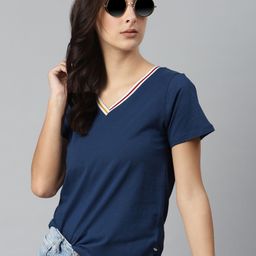 The Roadster Lifestyle Co Women Blue Solid Pure Cotton V-Neck The Essential T-shirt-image-15