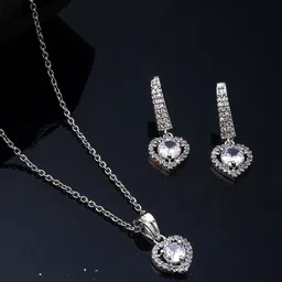 Yellow Chimes Artificial Stones Studded Pendant Set-0