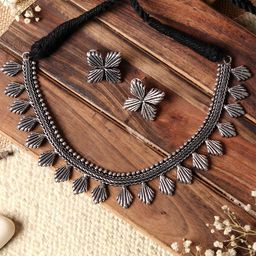 TEEJH Oxidized Silver-Plated Aaloka Jewellery Set-43