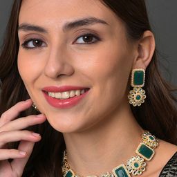 SOHI Gold Plated Stone Studded Jewellery Set-image-28