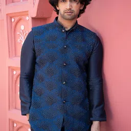KAAJ BUTTON Floral Embroidered Straight Angrakha Mandarin Collar A-Line Kurta With Pyjama-picture-7