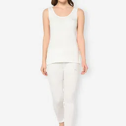 GROVERSONS Paris Beauty Scoop Neck Thermal Set-image-55