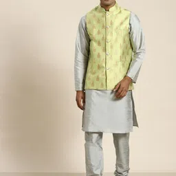 SOJANYA Men Woven Design Kurta with Churidar with Nehru Jacket-17