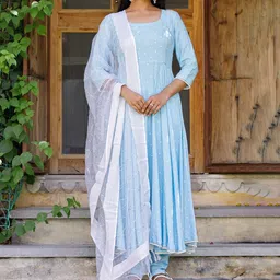 PHEETA Women Blue & White Embroidered Kurta with Trousers & Dupatta-picture-17