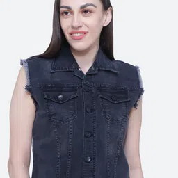 FCK-3 Women Black Washed Crop Denim Jacket-image-5