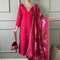 HERE&NOW Women Embroidered Regular Sequinned Chanderi Silk Kurti with Trousers & With Dupatta-image-40