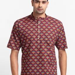 SARVAMOHAN Men Maroon Geometric Printed Kurta-image-79