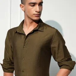 HIGHLANDER Men Spread Collar Solid Viscose Rayon Slim Fit Casual Shirt-image-55