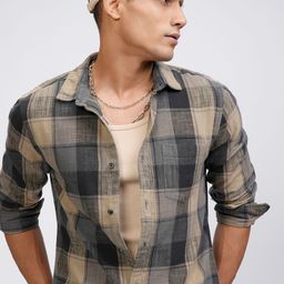HIGHLANDER Men Spread Collar Buffalo Checked Cotton Casual Shirt-image-75