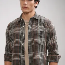 HIGHLANDER Men Spread Collar Textured Cotton Relaxed Fit Casual Shirt-image-84