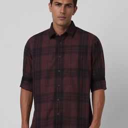 VAN HEUSEN DENIM LABS Men Spread Collar Tartan Checked Cotton Slim Fit Casual Shirt-image-4
