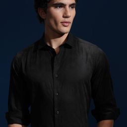 HIGHLANDER Men Spread Collar Solid Cotton Slim Fit Casual Shirt-image-51