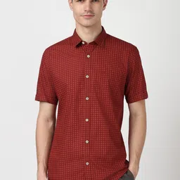 Peter England Casuals Men Textured Printed Spread Collar Shirt-image-51