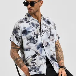 Snitch Men Relaxed Boxy Opaque Printed Casual Shirt-image-71