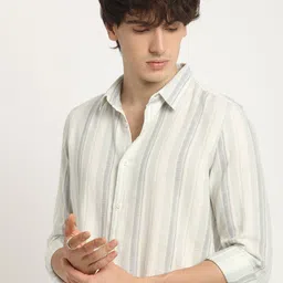 THE BEAR HOUSE Men's Striped Slim Fit Button-Down Collar Casual Shirt-image-27