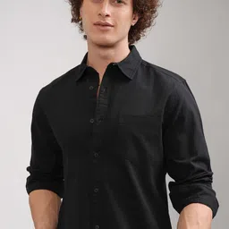 HIGHLANDER Men Spread Collar Textured Cotton Casual Shirt-image-50
