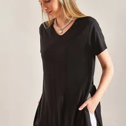 BIANCO LUCCI V-Neck Short Sleeves Longline T-shirt-picture-13