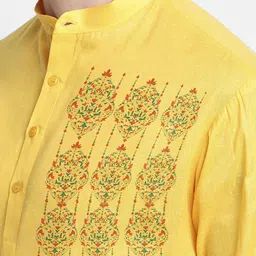 DEVOILER Ethnic Motifs Printed Regular Kurta with Pyjamas image 2